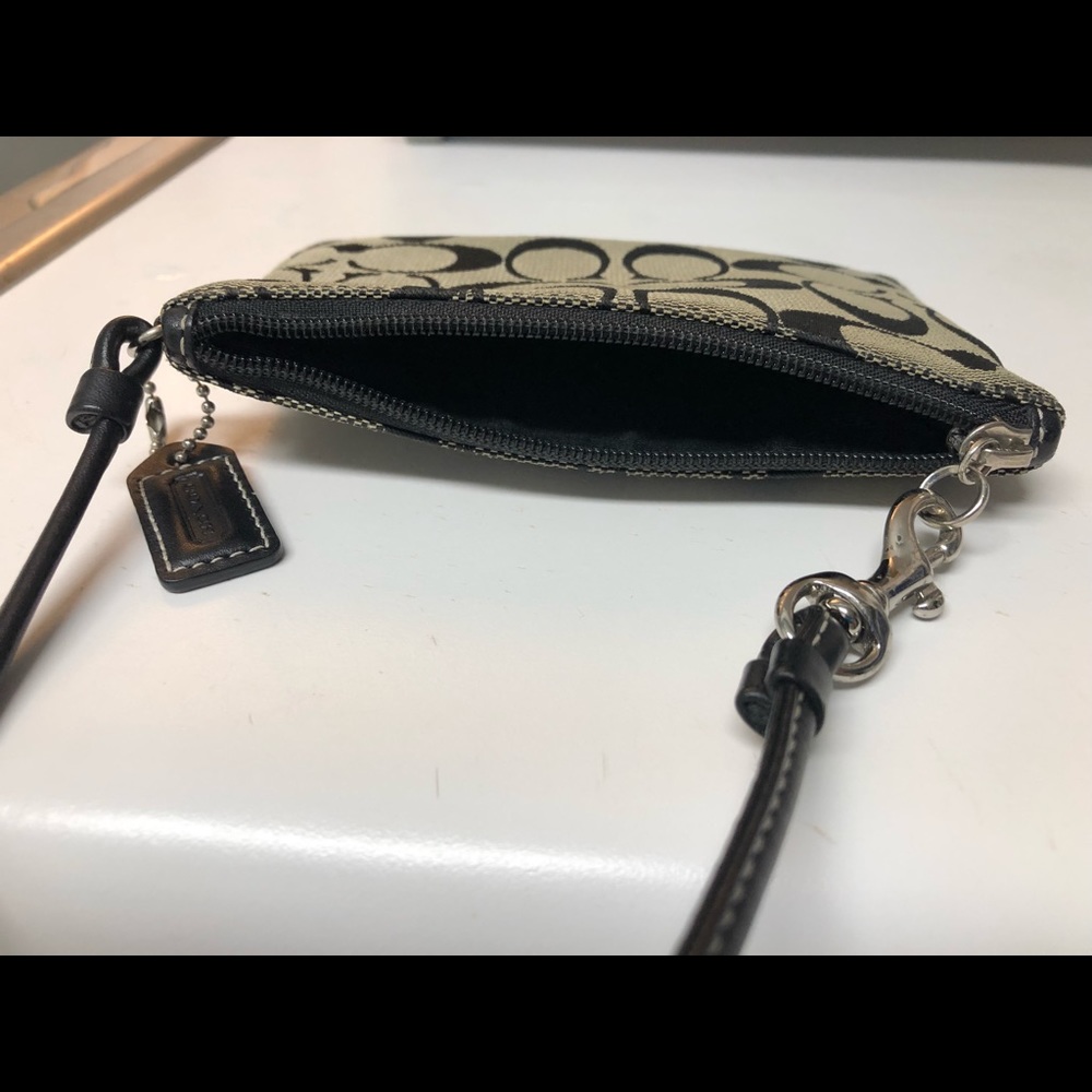 Coach Wristlet - Picture 3 of 5